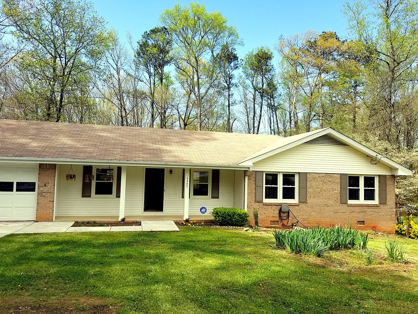 Brick ranch home managed by Renting My Way